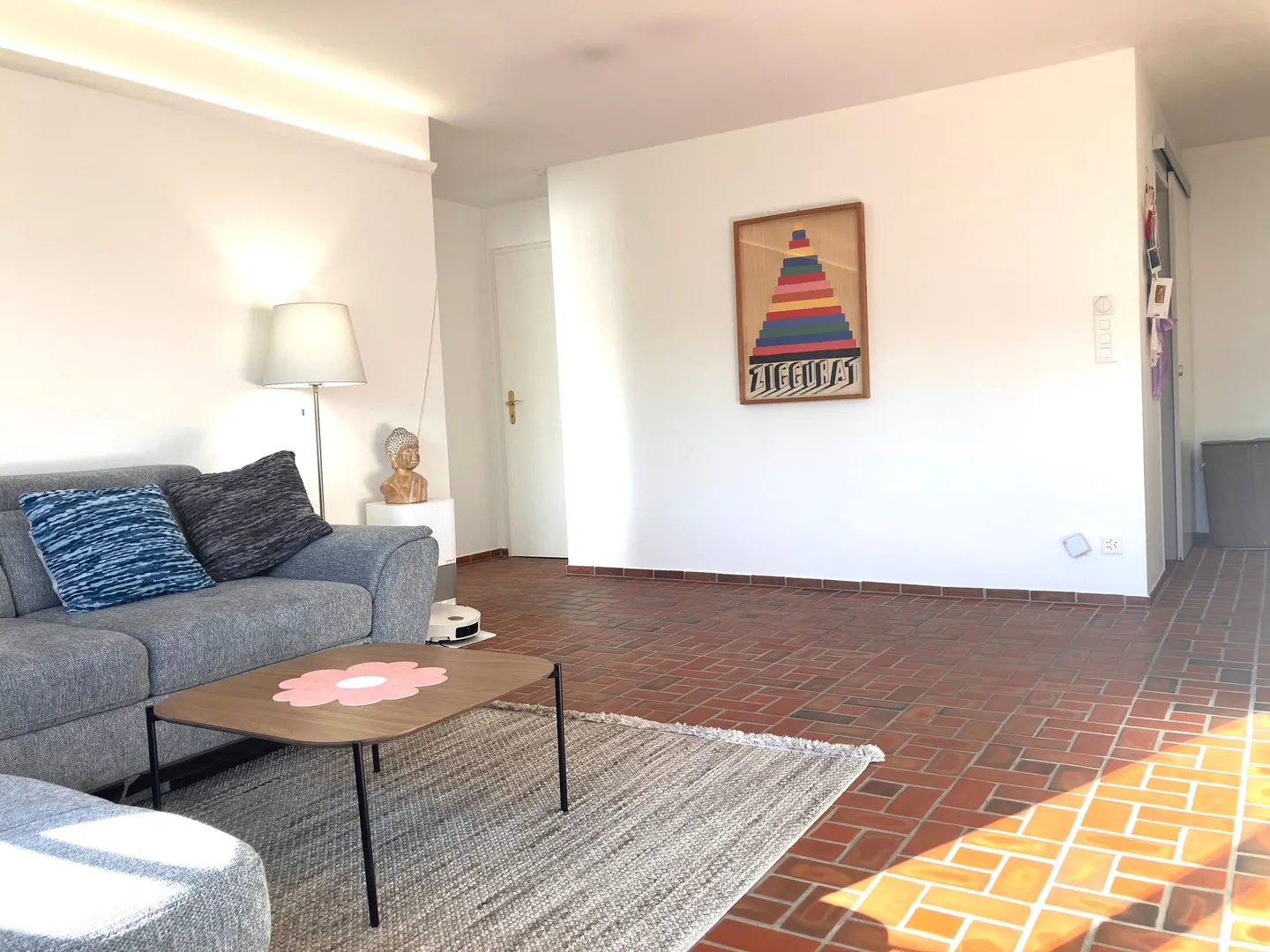 Appartamento soleggiato di 3,5 stanze con balcone vetrato vicino al Lago di Costanza - Foto 2 di 10