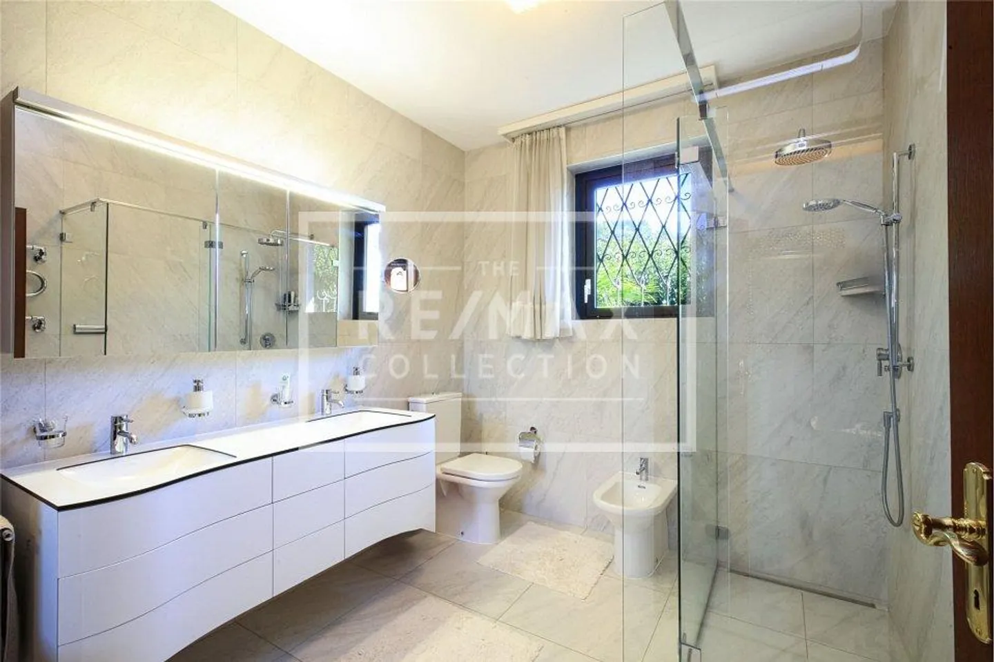 Villa 6 camere - Foto 12 di 13