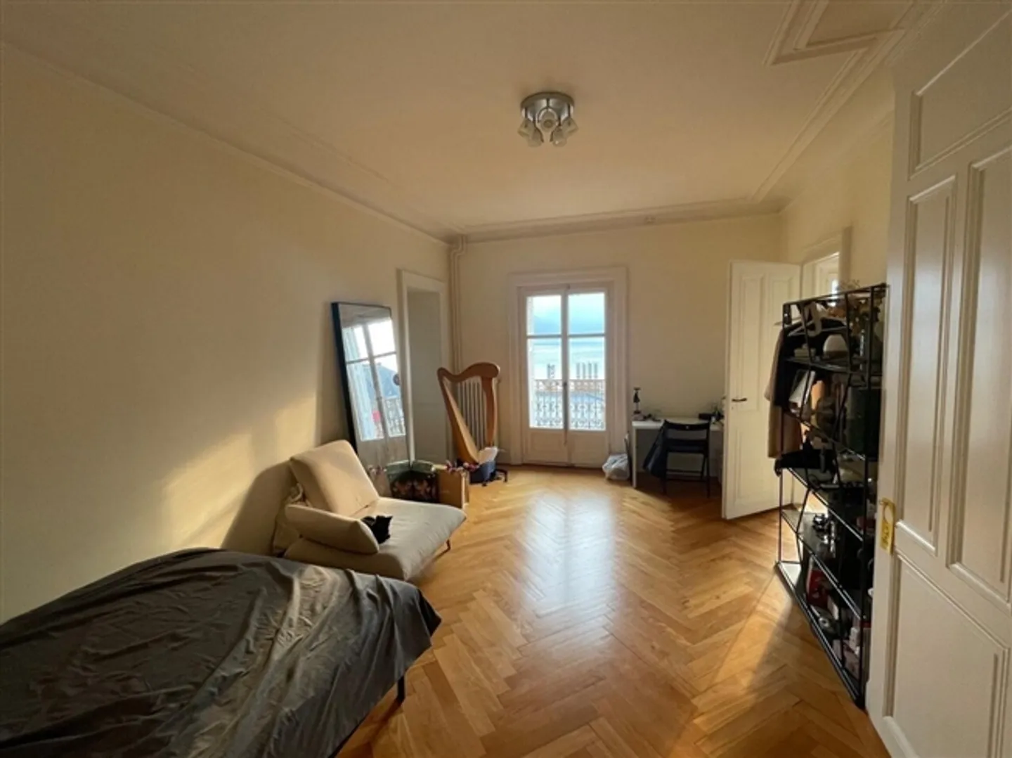 4.0 Room Apartment on the 5th Floor - Photo 3 of 8