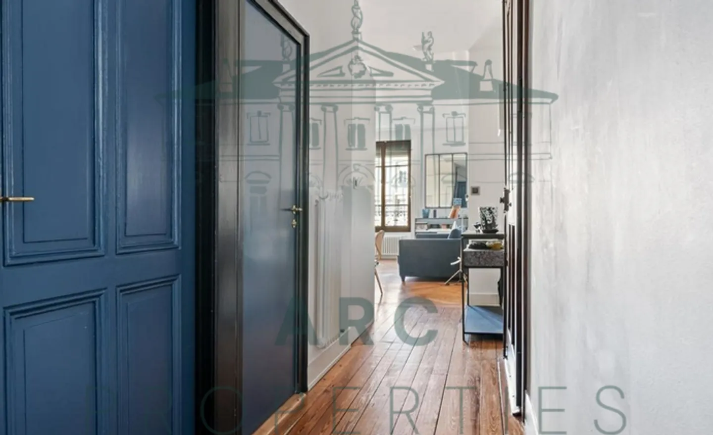 RARE IN PÂQUIS - PLACE DE LA NAVIGATION - 4 ROOMS RENOVATED FURNISHED - Photo 2 of 6