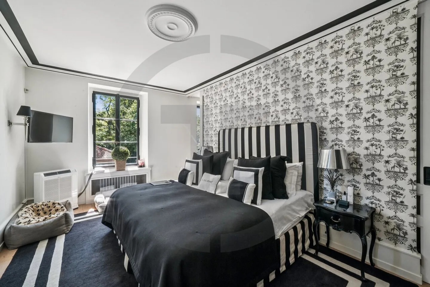 Sublime Master Property Furnished on the Heights of Vandoeuvres - Photo 7 of 13