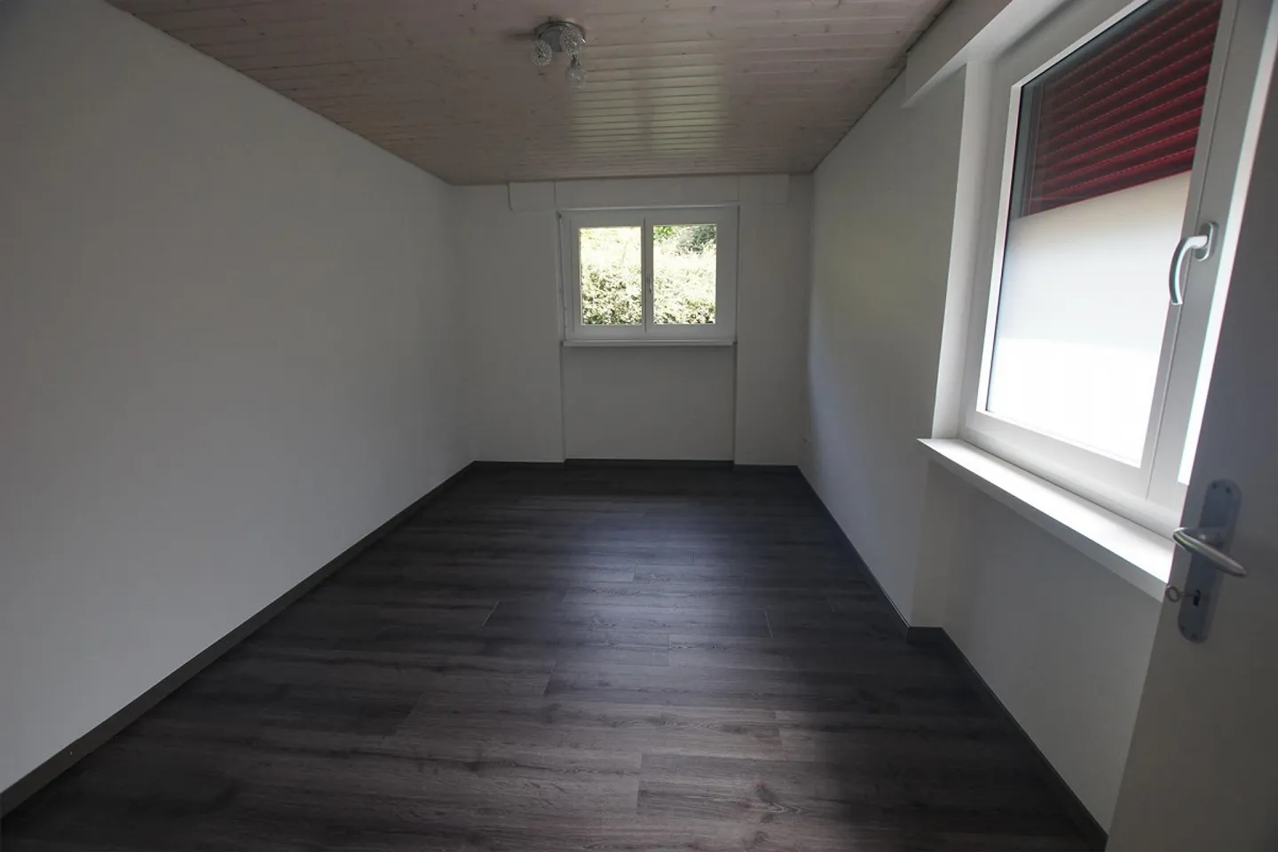 Appartement de 3,5 pièces à Igis, commune de Landquart. Non-fumeur - Photo 5 sur 6
