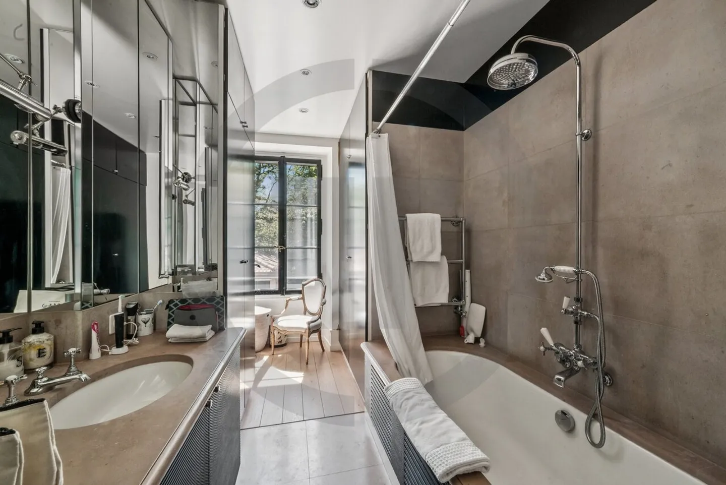 Sublime Master Property Furnished on the Heights of Vandoeuvres - Photo 8 of 13