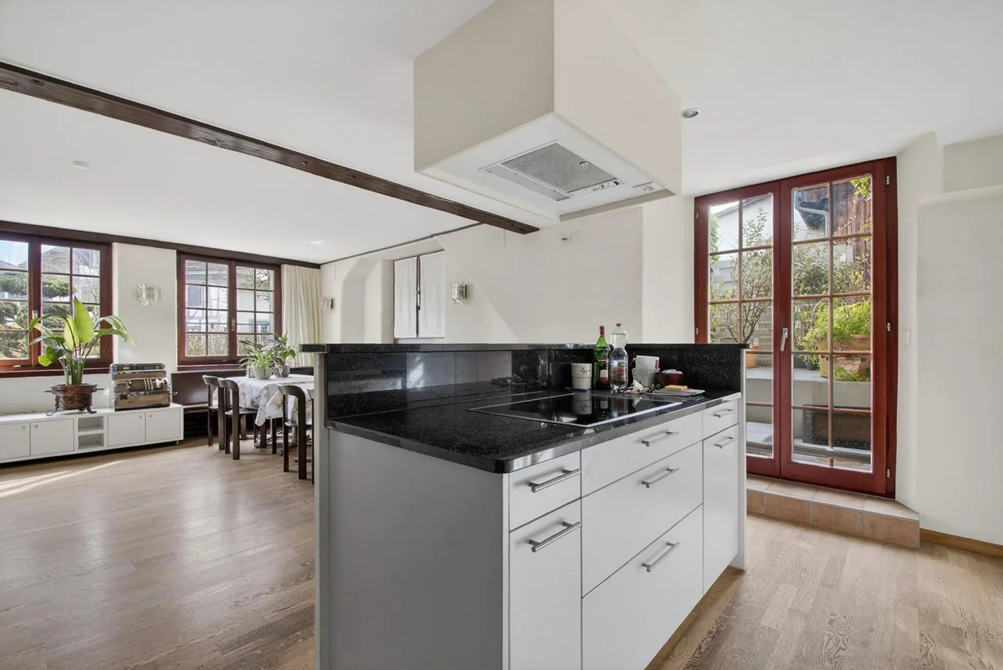 Insieme con casa a graticcio storica - Foto 7 di 8