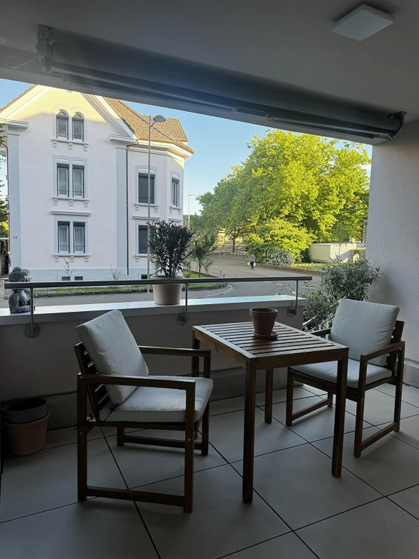 Moderno appartamento giardino 2.5 camere (80 m²) con balcone e lavatrice privata - Foto 7 di 7