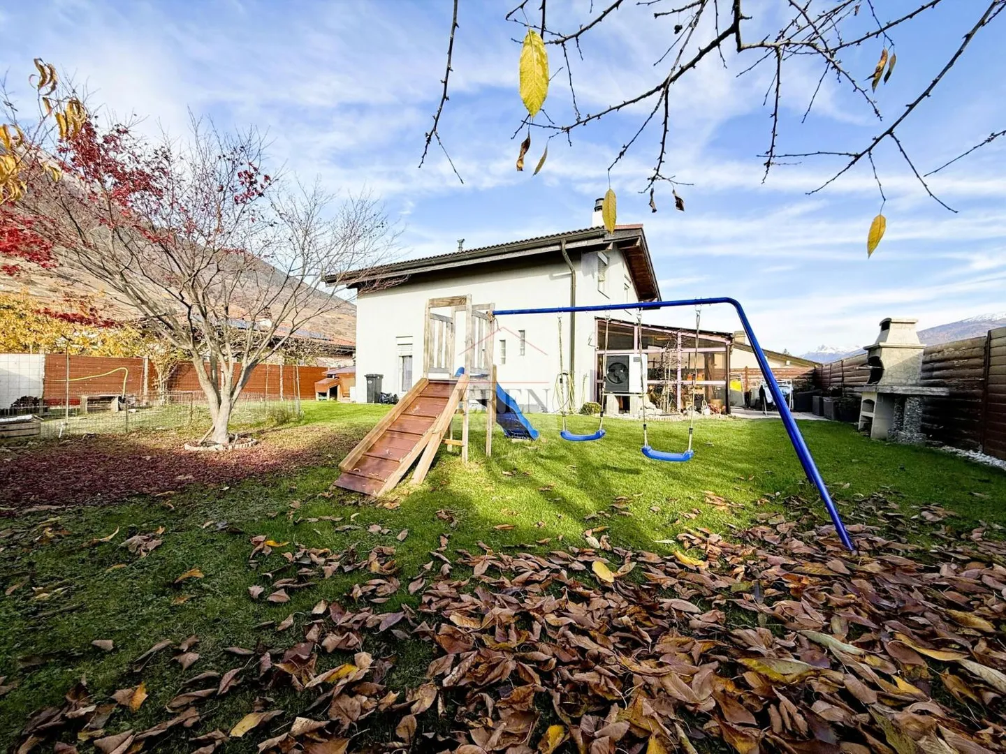 Villa familiale avec jardin à Vétroz - Photo 1 sur 12