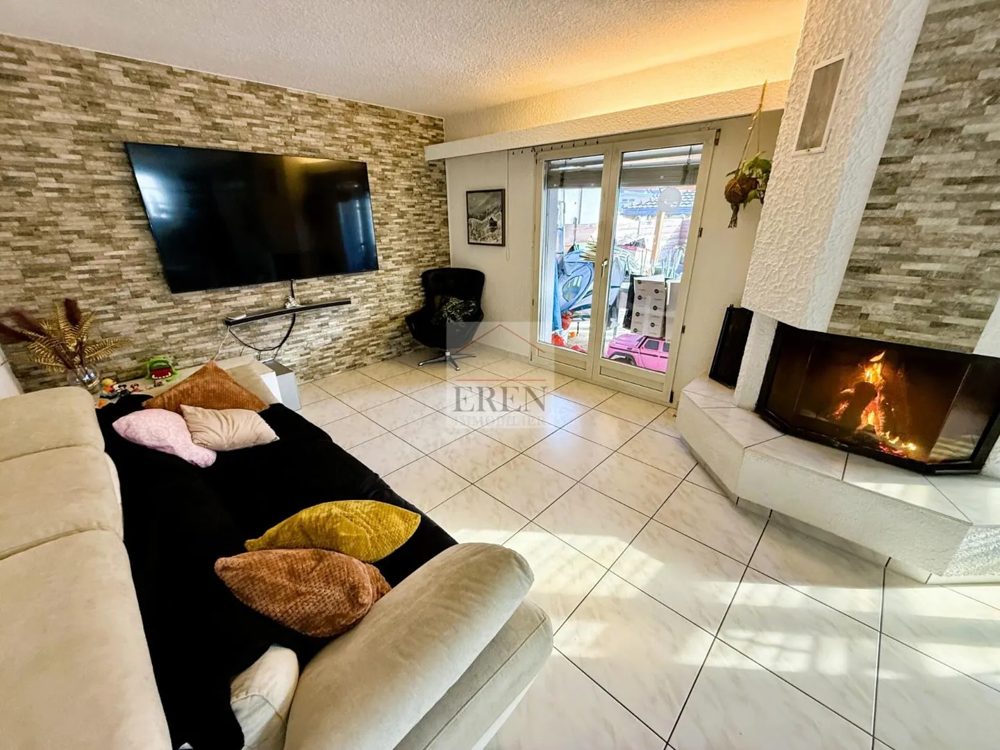 Villa familiale avec jardin à Vétroz - Photo 3 sur 12