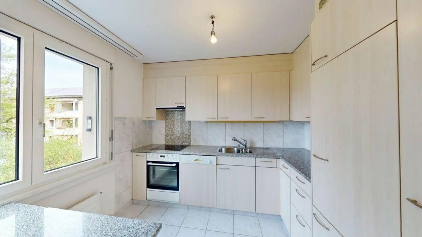 Casa in una posizione privilegiata a Zofingen - Foto 5 di 11