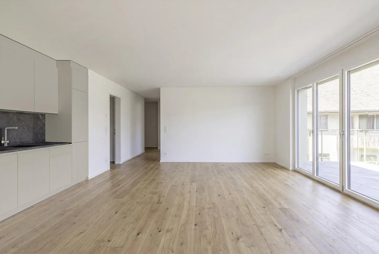 High-quality 3.5-room new apartment - Photo 3 of 8