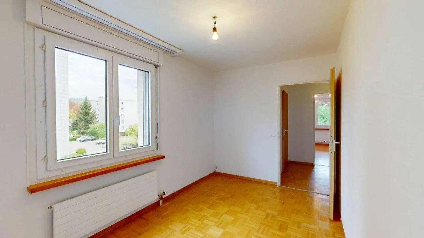 Casa in una posizione privilegiata a Zofingen - Foto 8 di 11