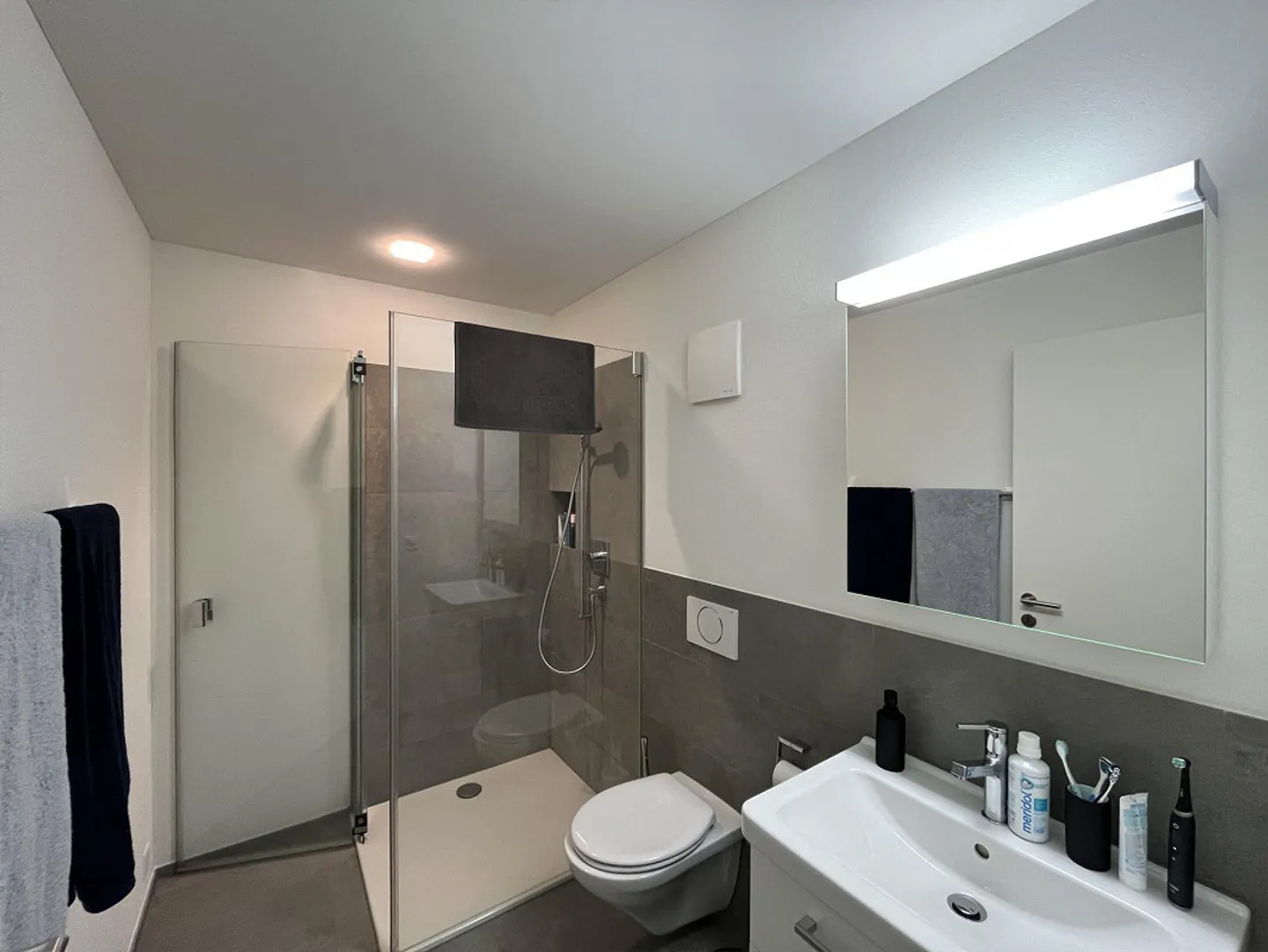 Appartement moderne 2.5 pièces à Stansstad - proche du centre & de haute qualité - Photo 3 sur 6