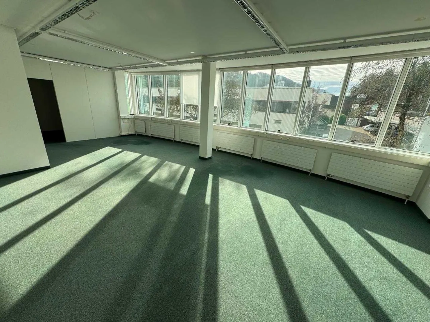 «Büro» - Foto 3 von 4