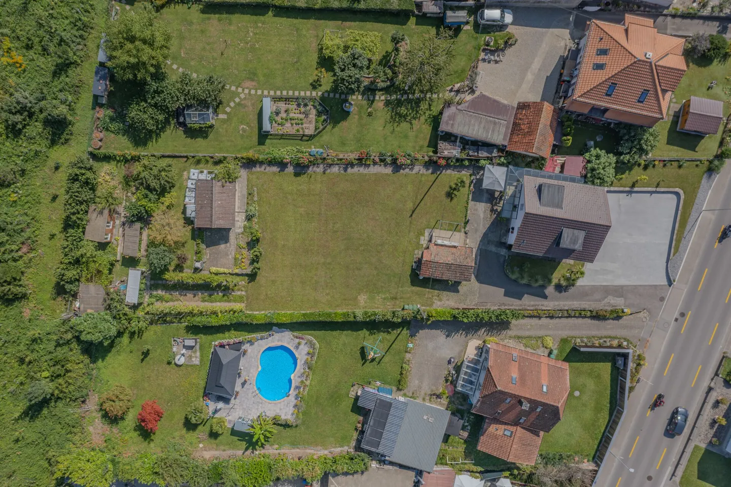 GRANDE IMMOBILIER - Terrain à bâtir avec nouveau projet approuvé à Orpund - Photo 2 sur 16