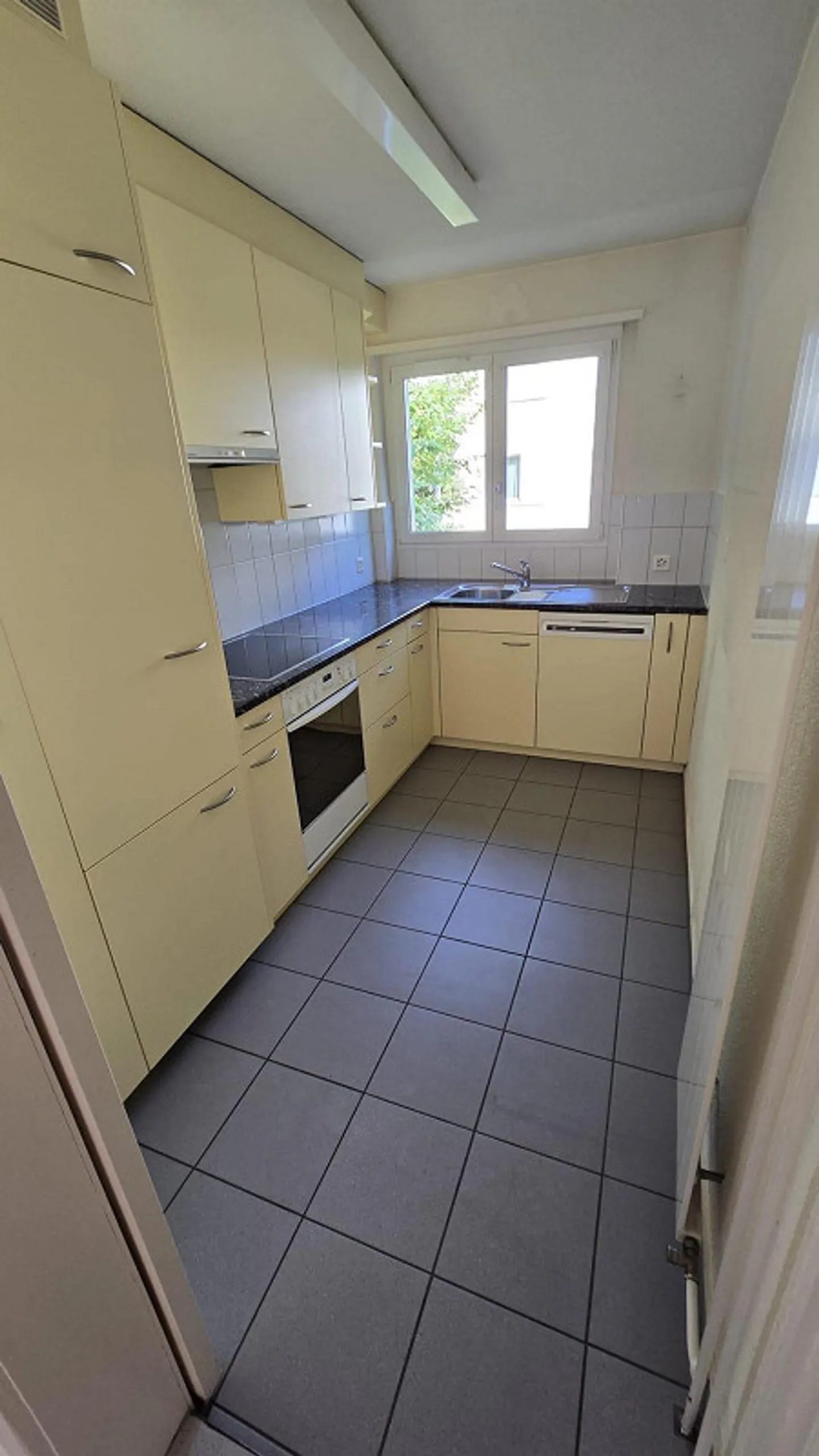 Appartamento 3.0 stanze a Küsnacht ZH vicino al lago - Foto 4 di 9