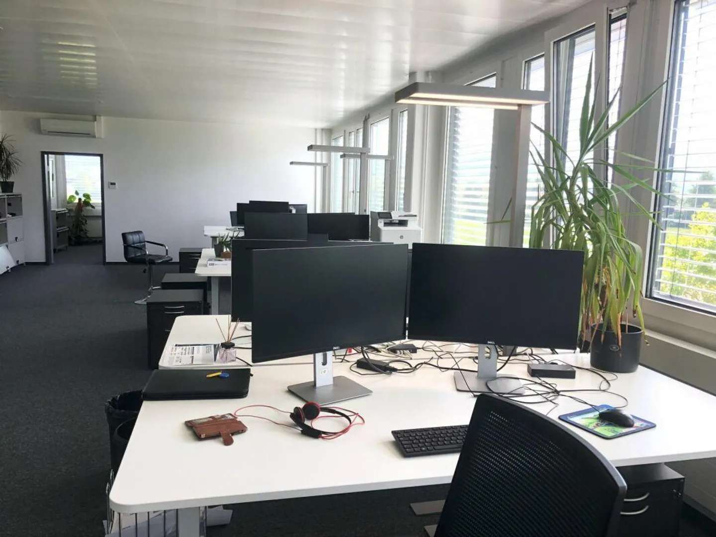 Ufficio ben sviluppato di 118 m2 in una posizione interessante a Steinhausen - Foto 3 di 9