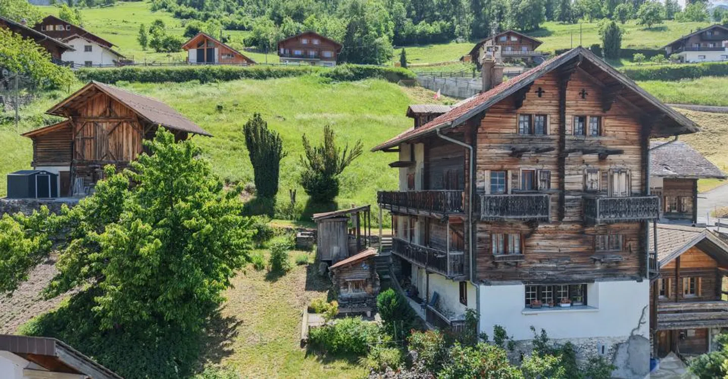 Affascinante Casa di Villaggio con Potenziale - Foto 1 di 4