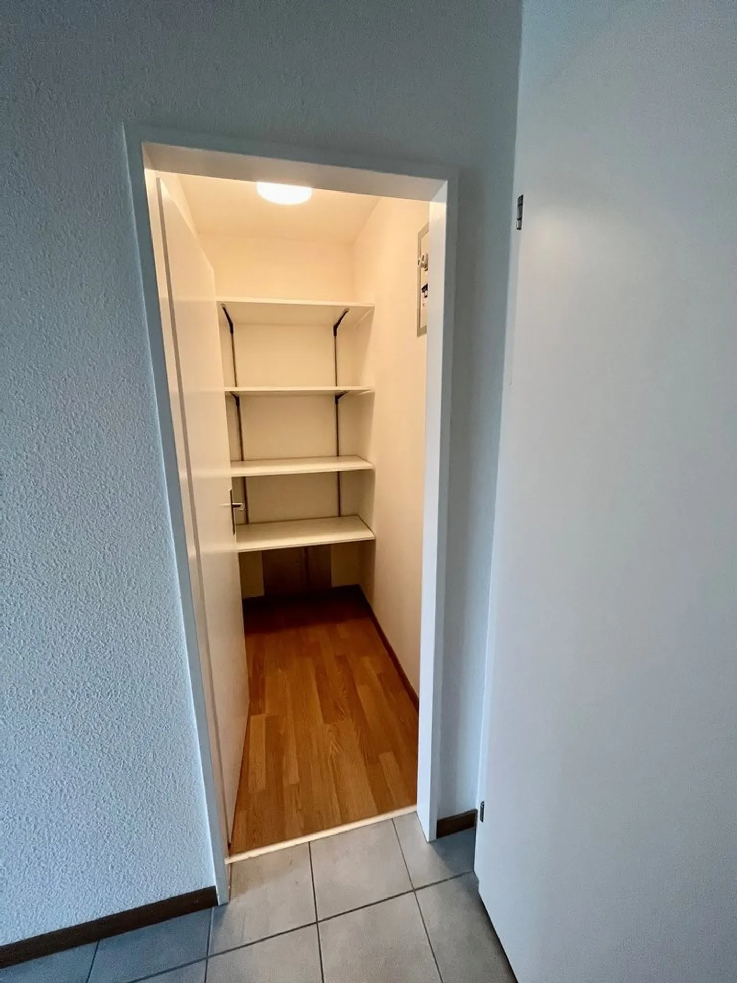 Appartement 2.5 pièces - Photo 6 sur 6