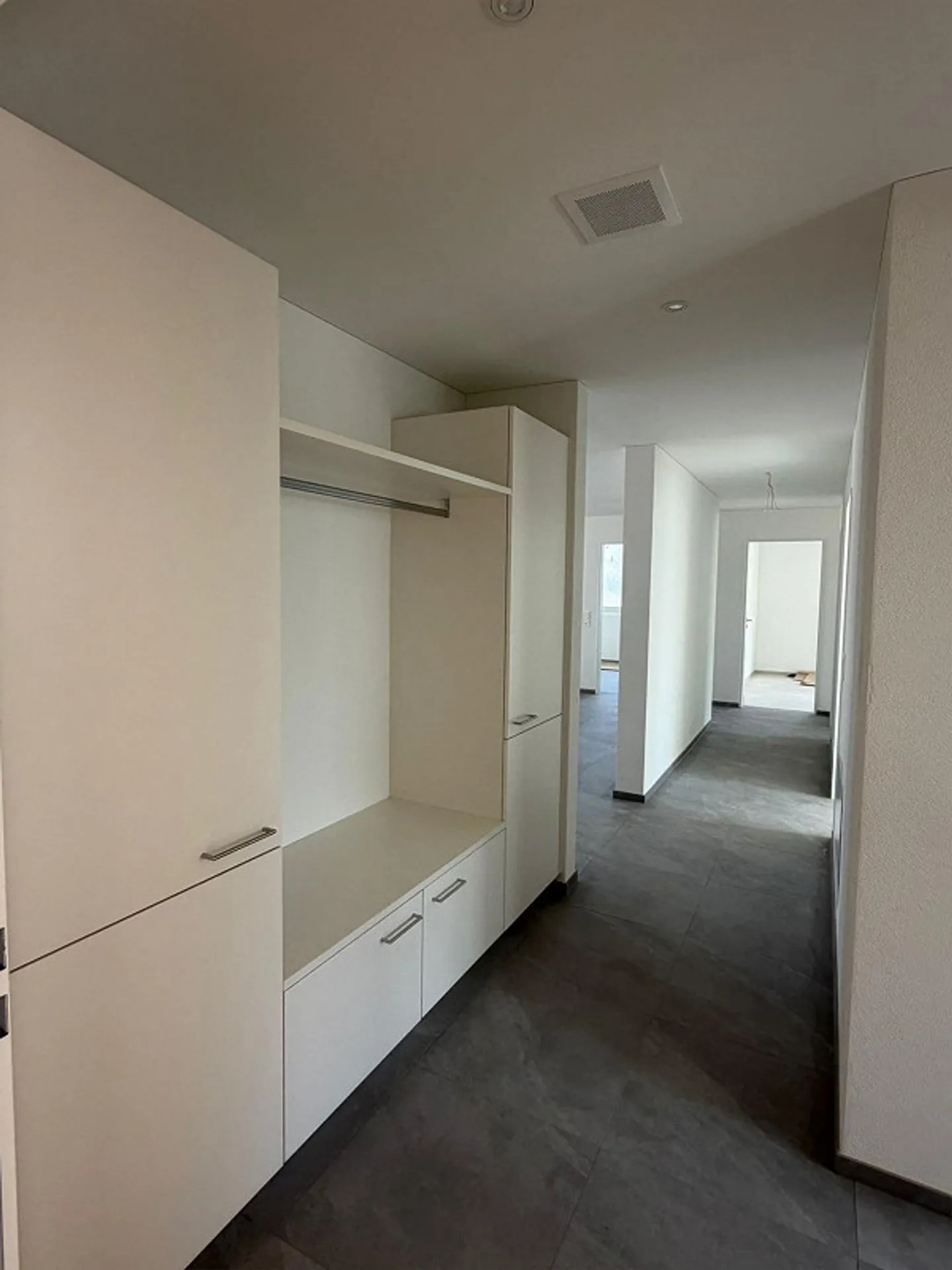 4.5 Room Apartment - Photo 5 of 5