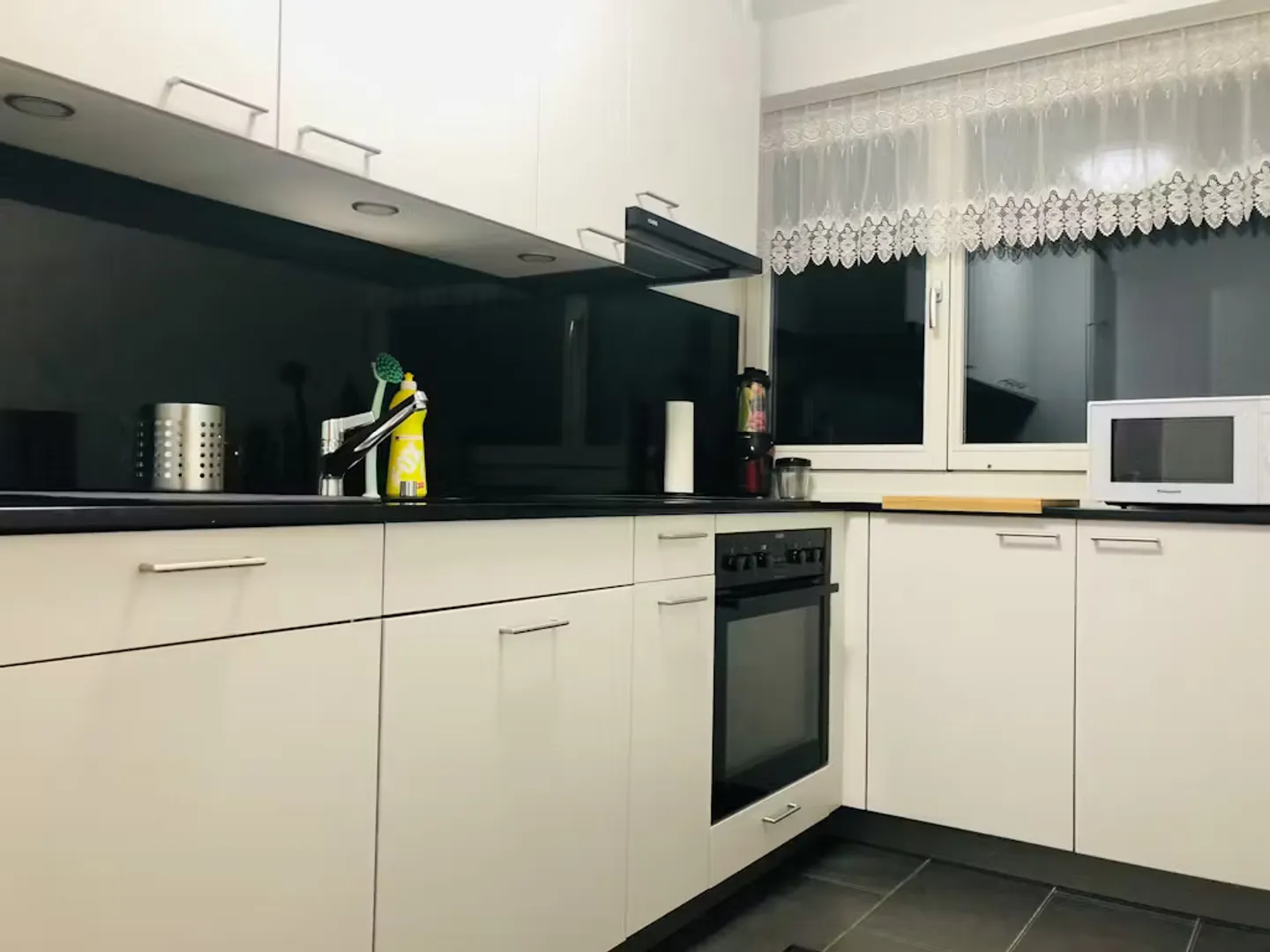 Charming Chalet in Kloten - Photo 9 of 10