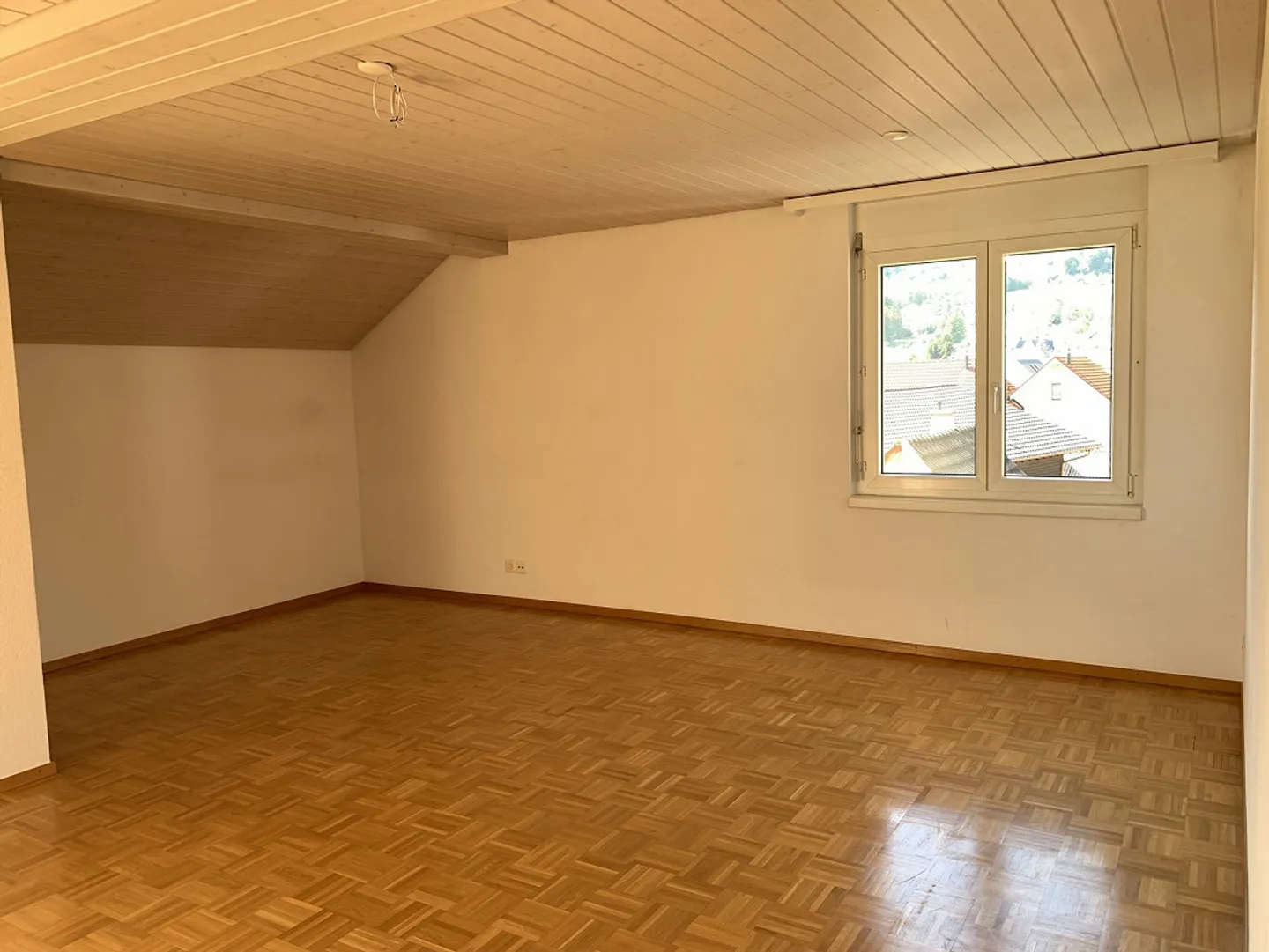 Magnifique appartement sous les combles de 3,5 pièces à Rebstein - Photo 9 sur 12