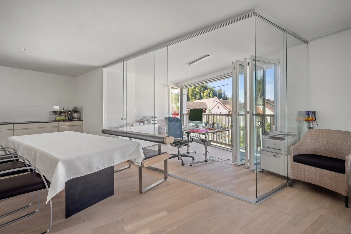 Modern Living - Bright, Central & Ideal - Photo 7 of 11