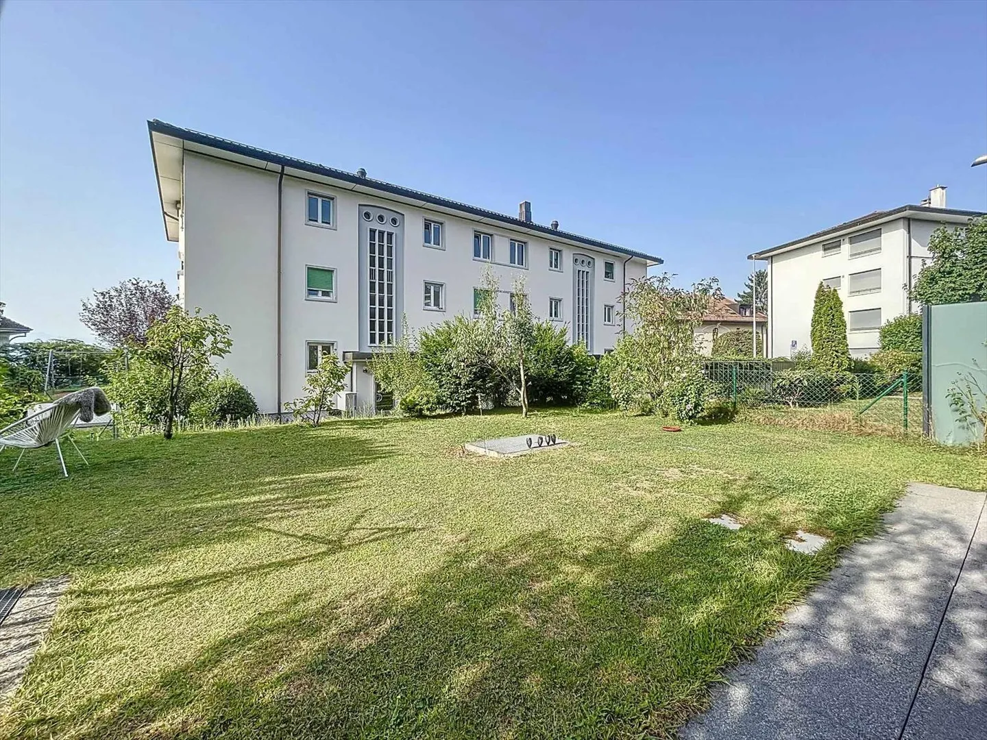 Bright Ground Floor Apartment in the Heart of Pully-Nord - Photo 10 of 10