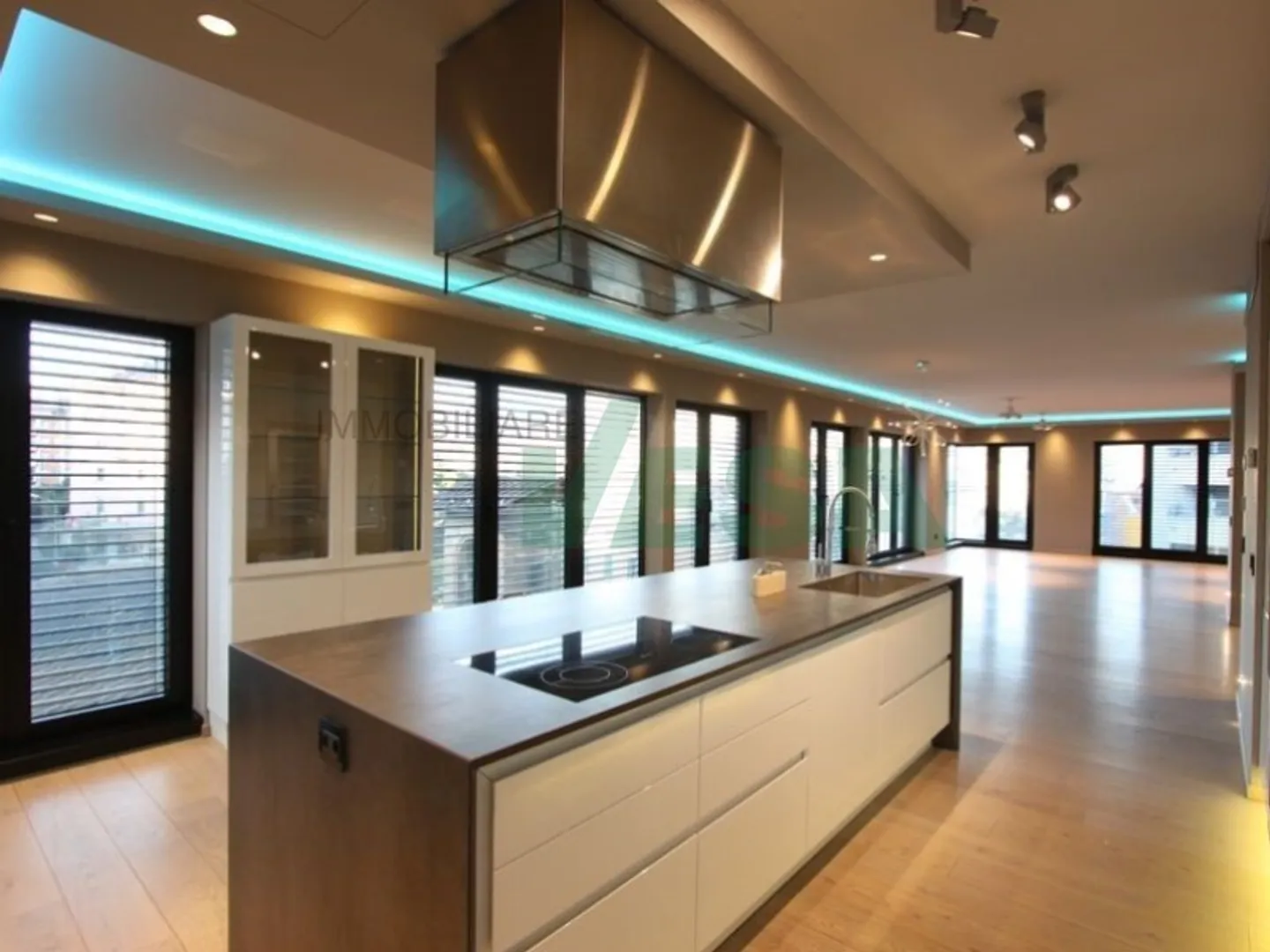 «Elegante und prestigeträchtige 5,5-Zimmer-Wohnung in einer günstigen Lage» - Foto 1 von 11