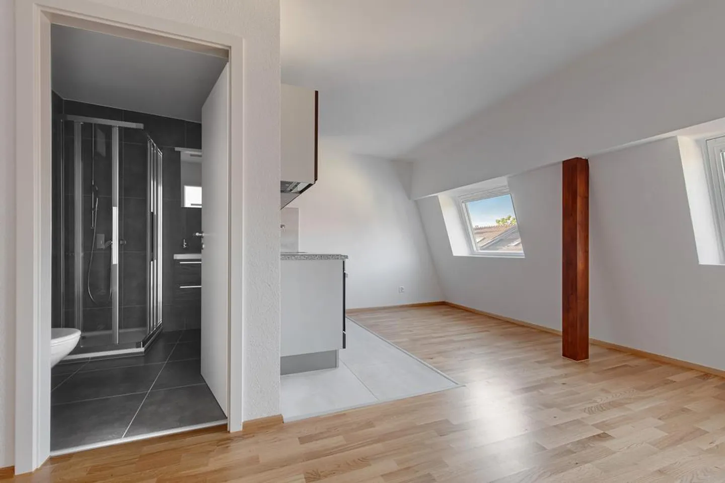 Bel appartement individuel dans le quartier calme d'Iselin - Photo 4 sur 4