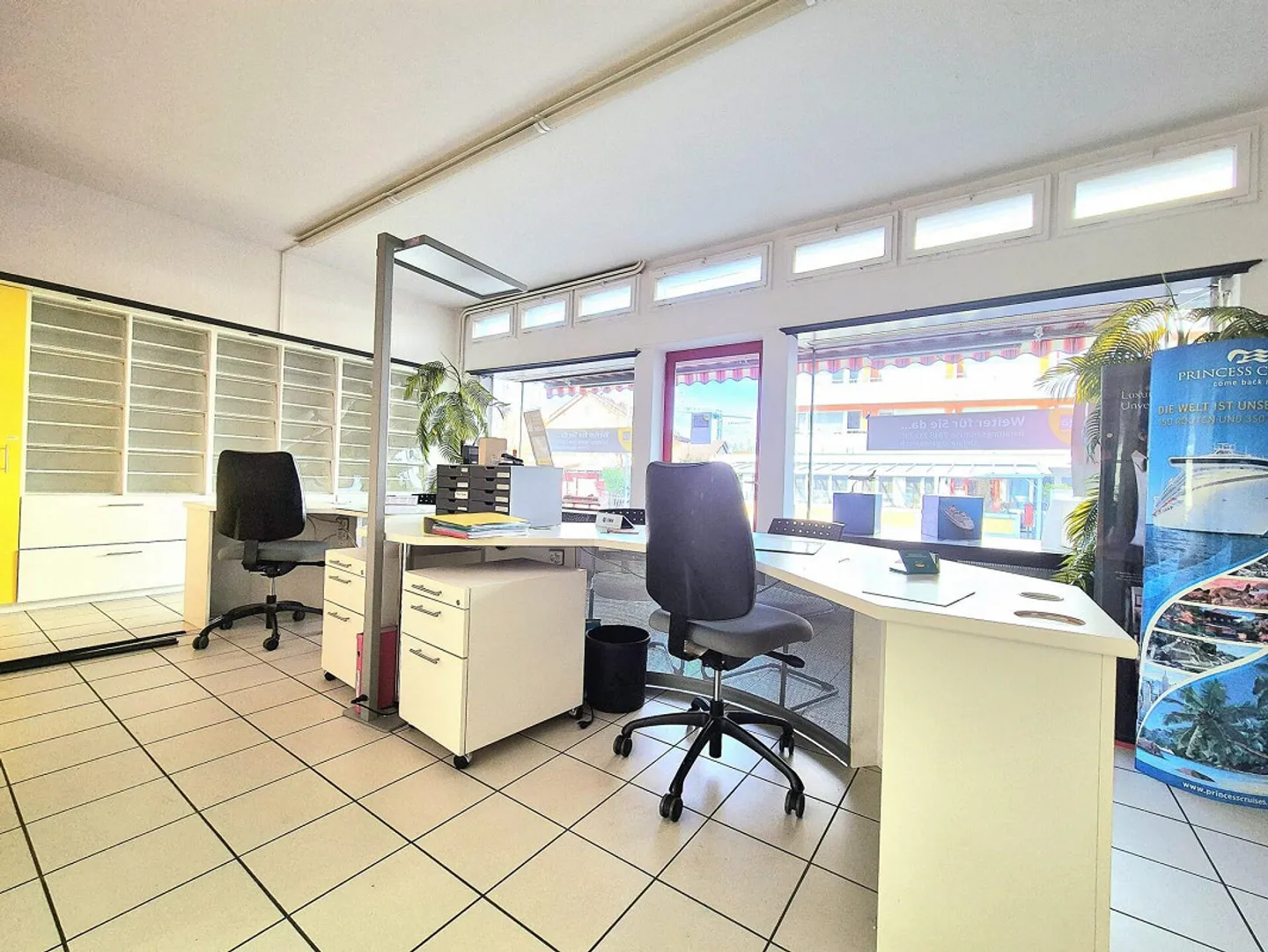 Shop centrally located! - Photo 2 of 3