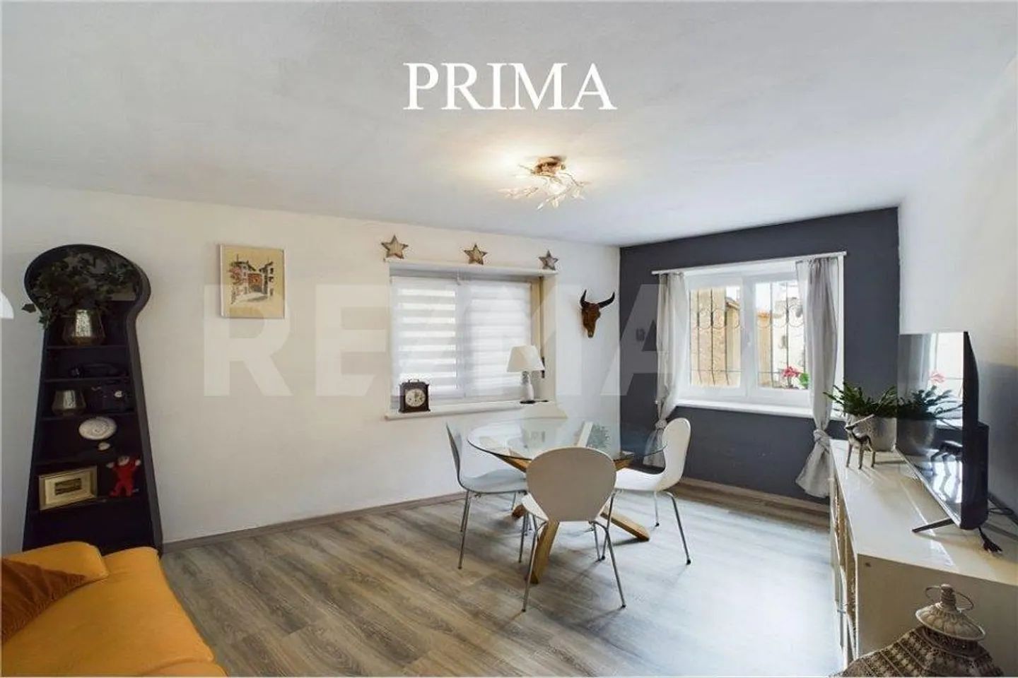 Casa di villaggio ristrutturata con garage - Foto 3 di 13