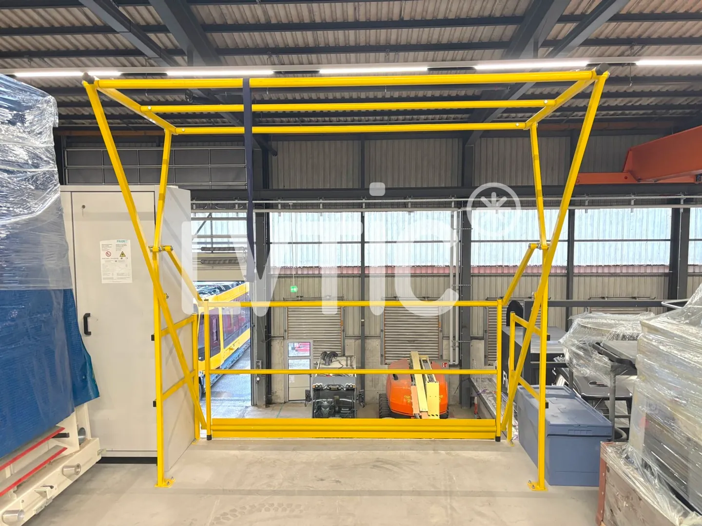 500 m2 warehouse for rent in Orbe - Photo 6 of 8