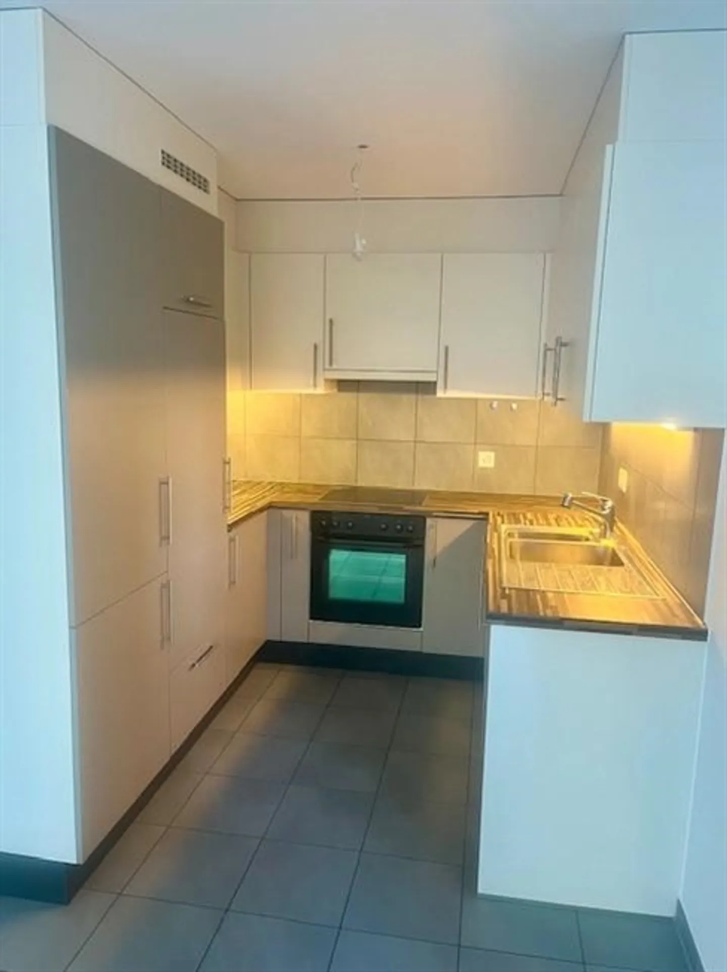 Charmante appartement de 2,5 pièces au premier étage avec ascenseur à Saint Cergue - Photo 2 sur 6