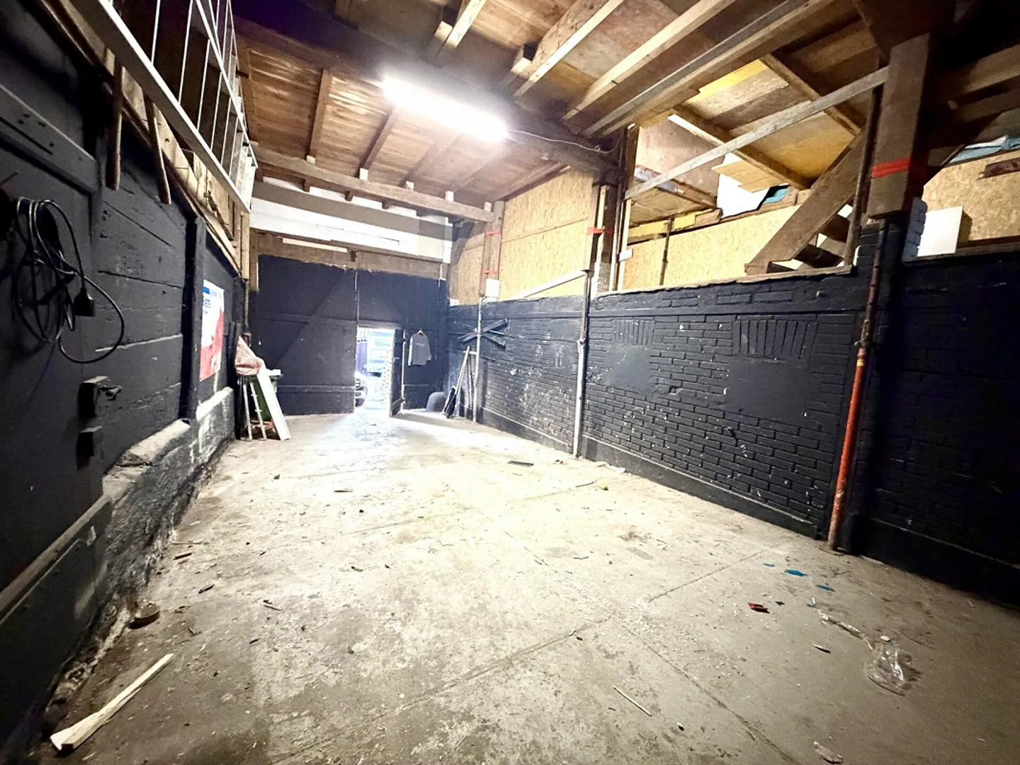 Vielseitige Gewerbefläche - Foto 5 von 6