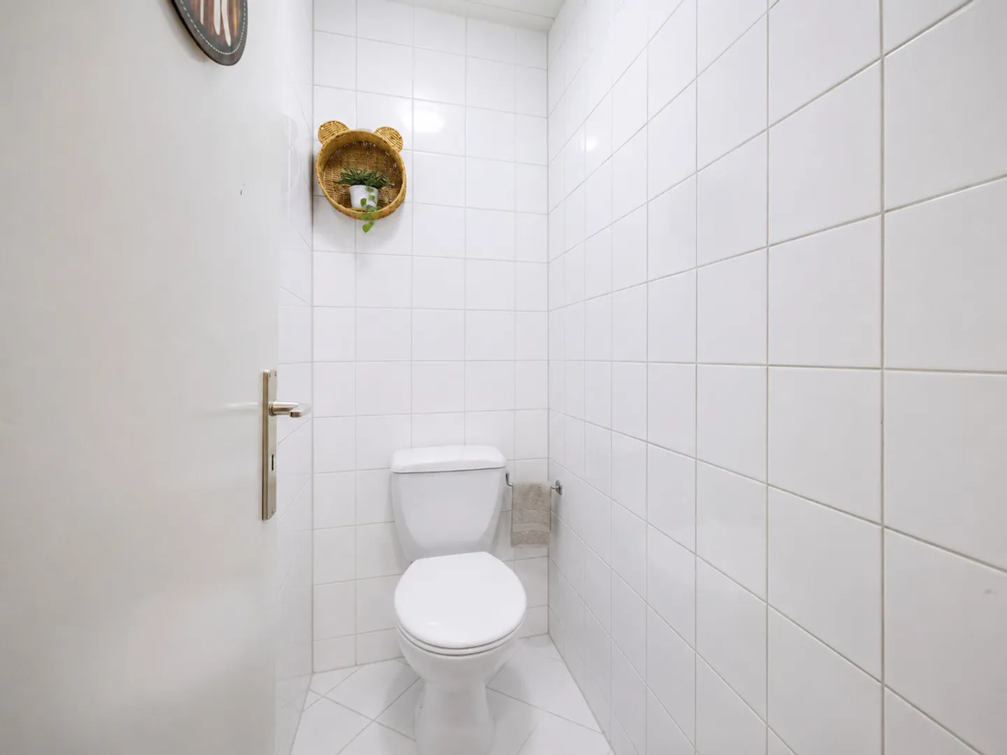 Investment Apartment with Potential - Photo 6 of 8