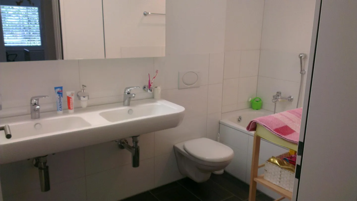 Bellissimo appartamento giardino 4½ locali nel centro di Sarmenstorf, AG - Foto 9 di 11