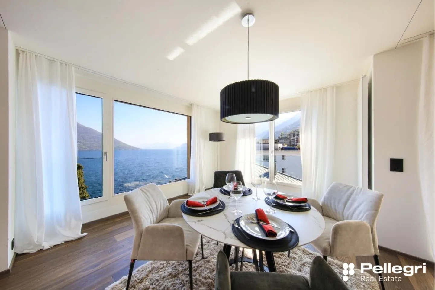 Penthouse di 5.5 locali con fantastica lago - Foto 3 di 8