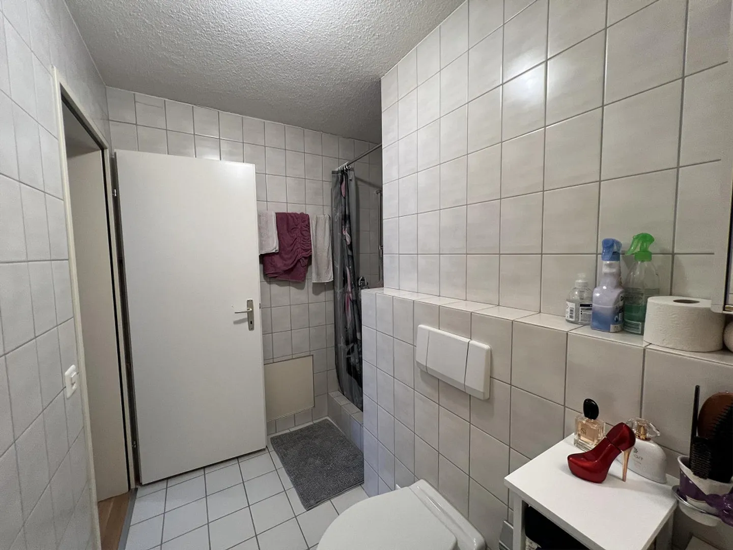 Appartamento ben tenuto in una posizione desiderabile - Foto 8 di 10