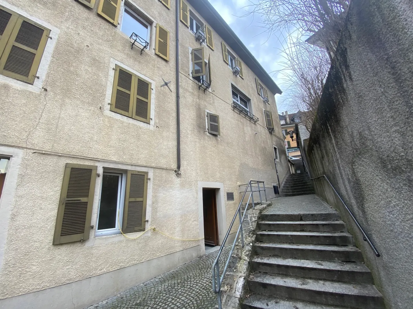 Immeuble mixte rénové - Photo 11 sur 12