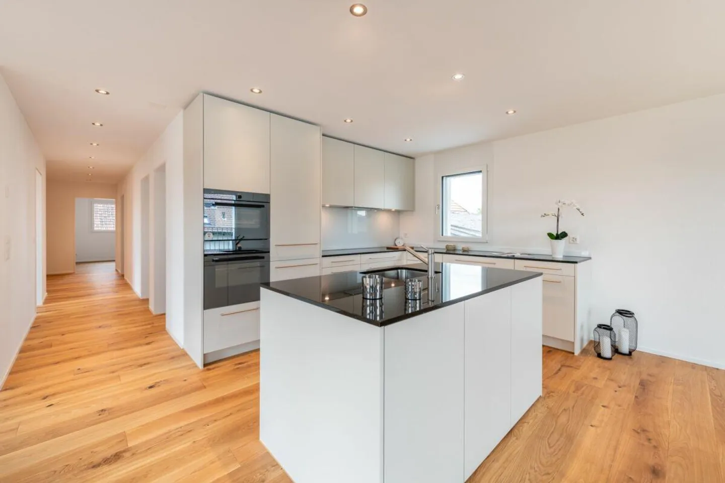 Hochwertige Wohnung mitten im Dorf - Foto 3 von 9