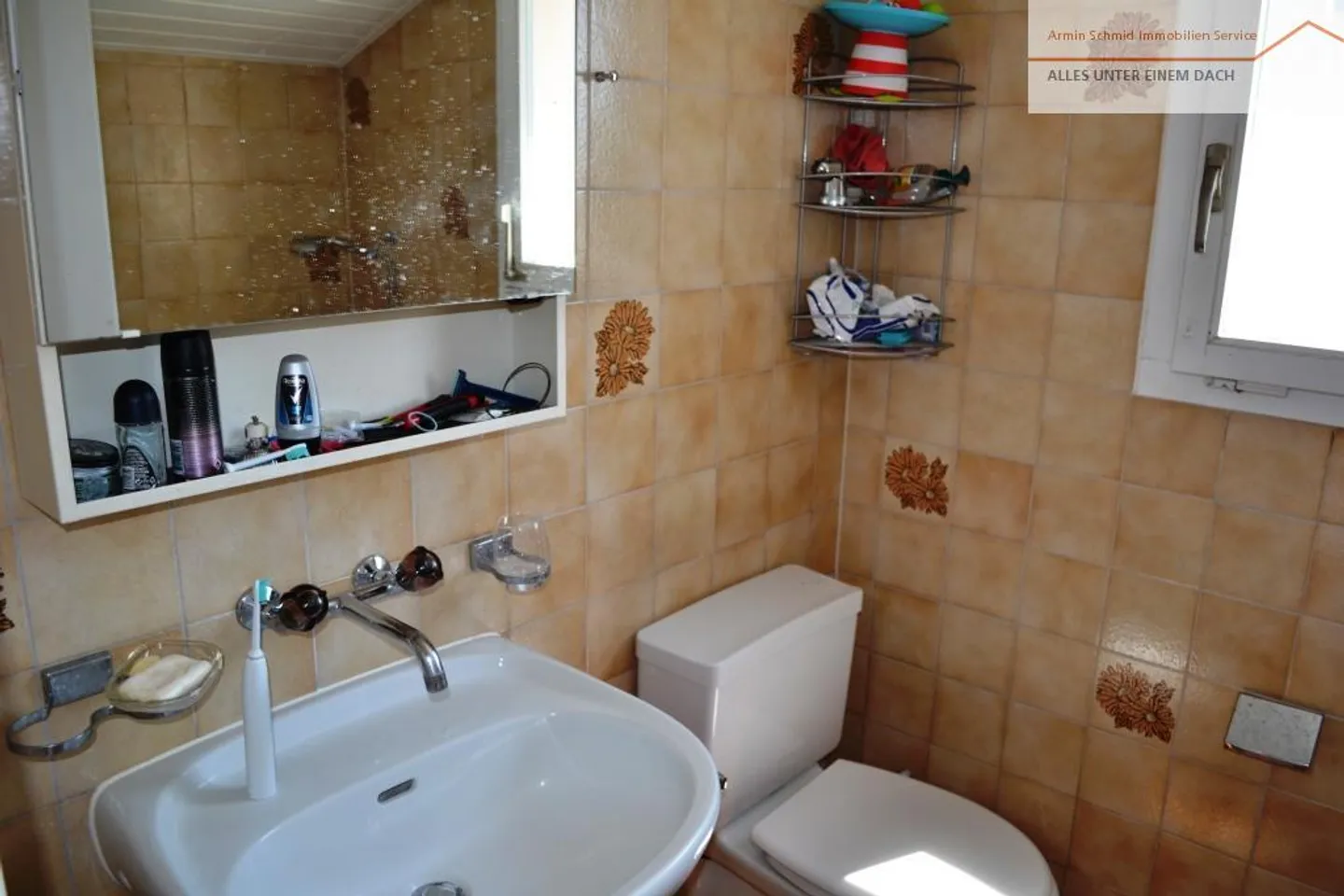 Familienhaus in Oberwil - Foto 10 von 19
