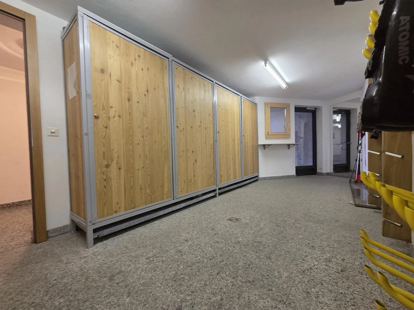 House Pegasus | 5.5 room apartment primary residence with rental permit... - Photo 10 of 15