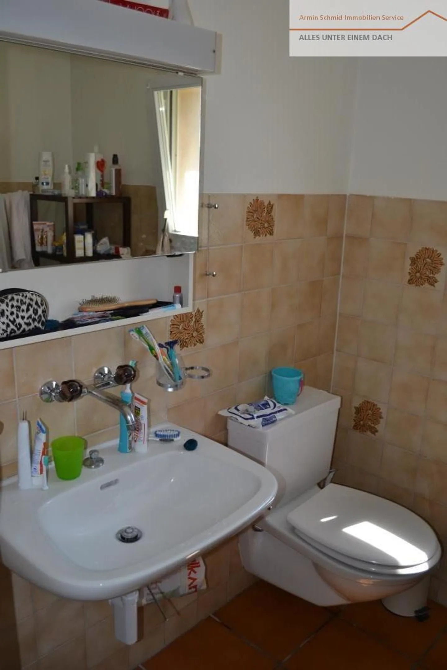 Familienhaus in Oberwil - Foto 12 von 19