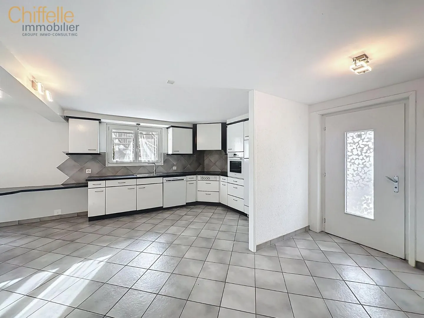 Villa avec Deux Appartements - Photo 10 sur 13