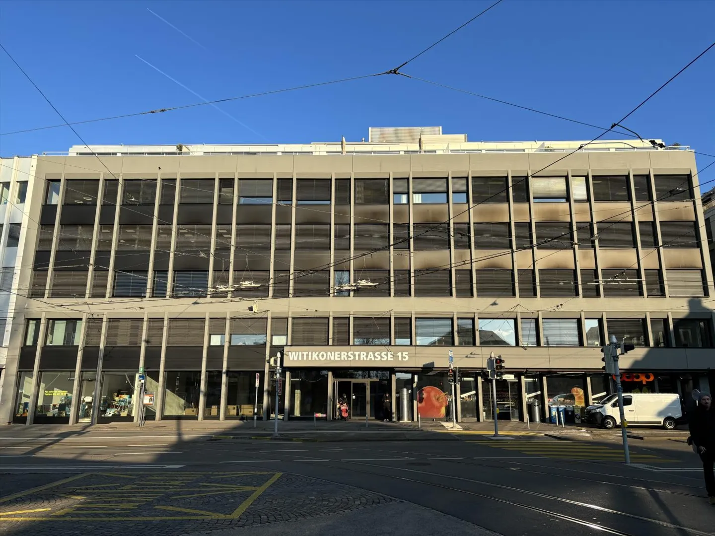 Geräumige Gewerbefläche in Zürich - Foto 1 von 3