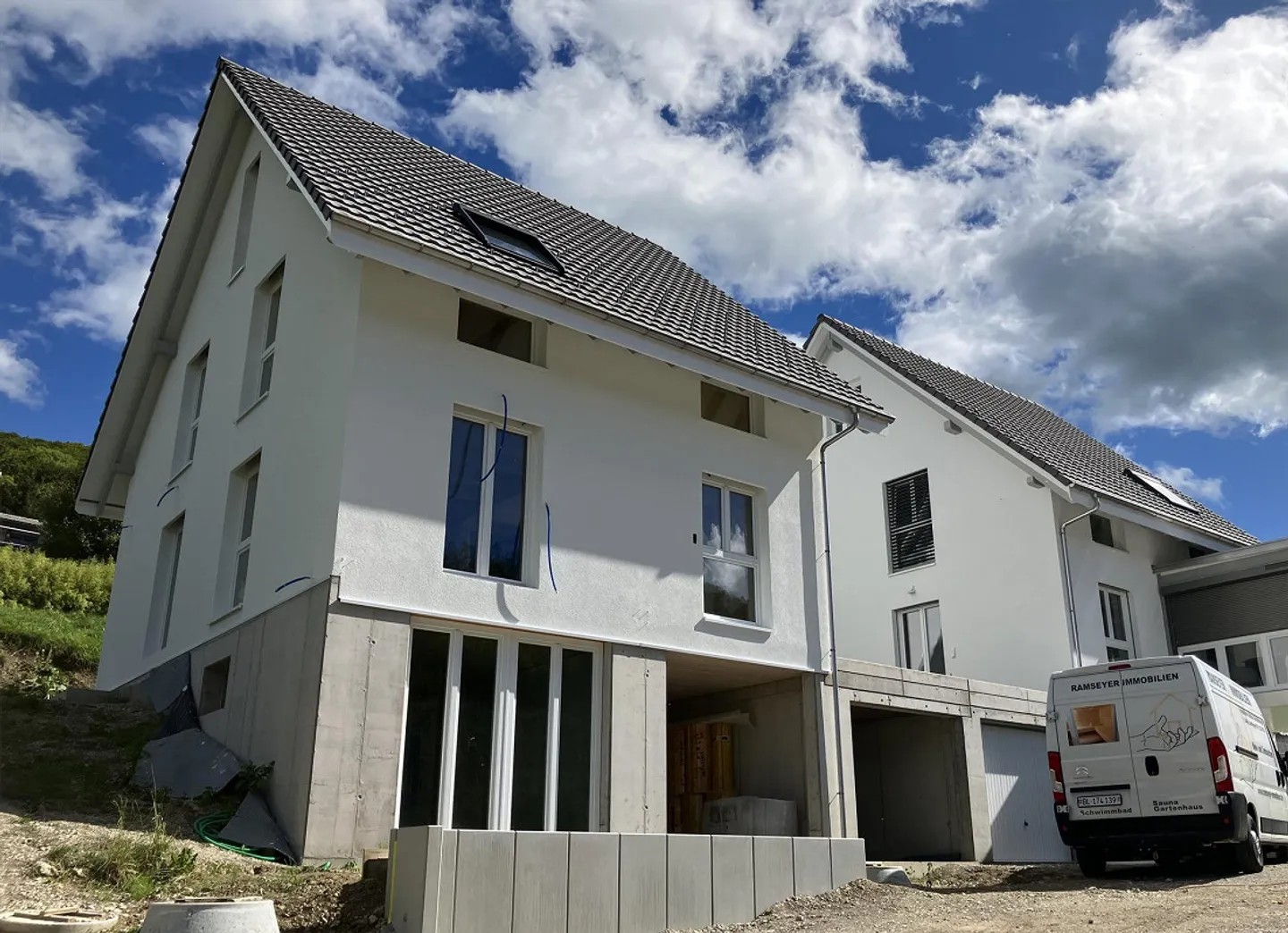 À vendre 4 maisons individuelles détachées à Läufelfingen - Photo 1 sur 21