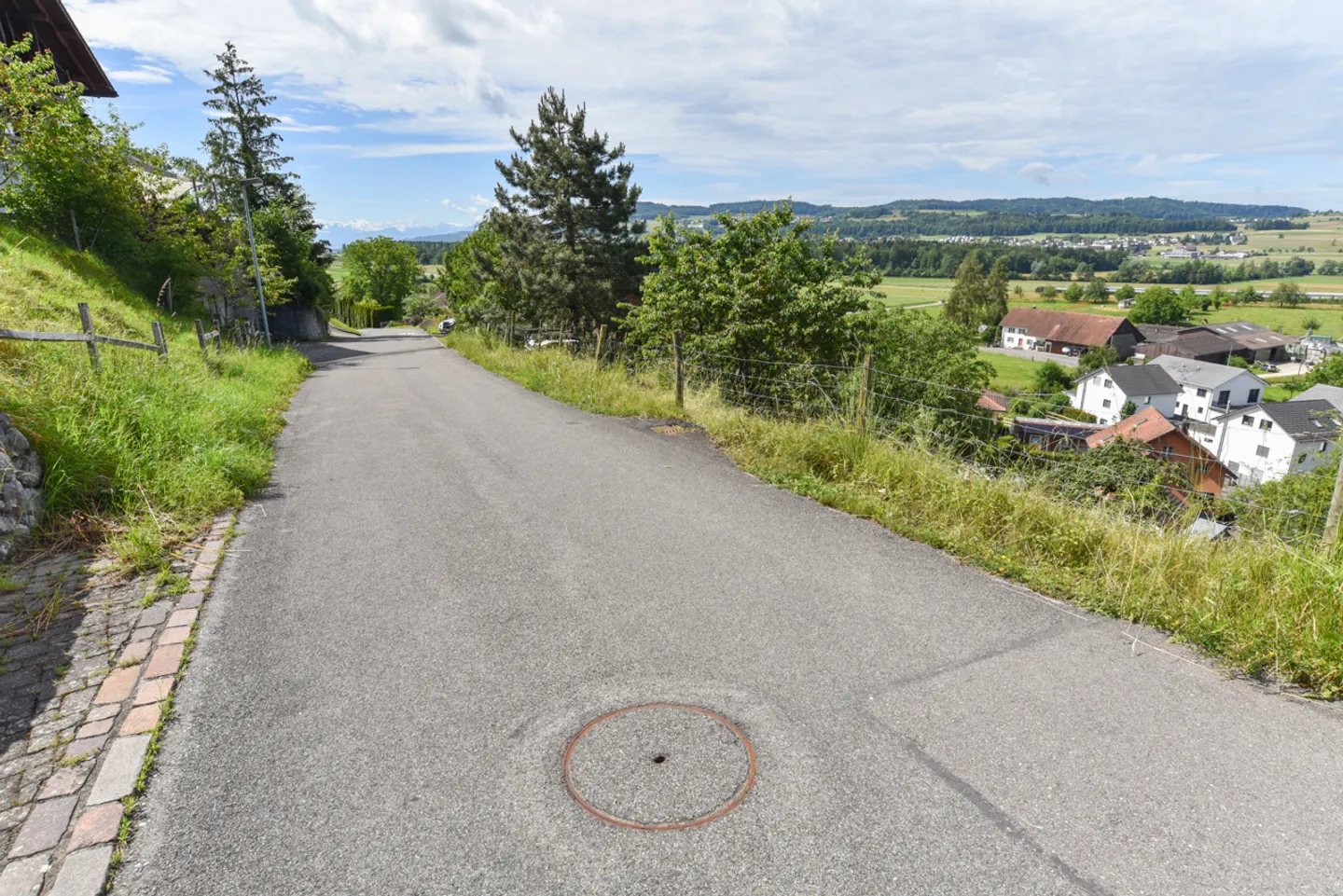 For Fr. 740.-/m2 building land without architectural obligation - Photo 6 of 16