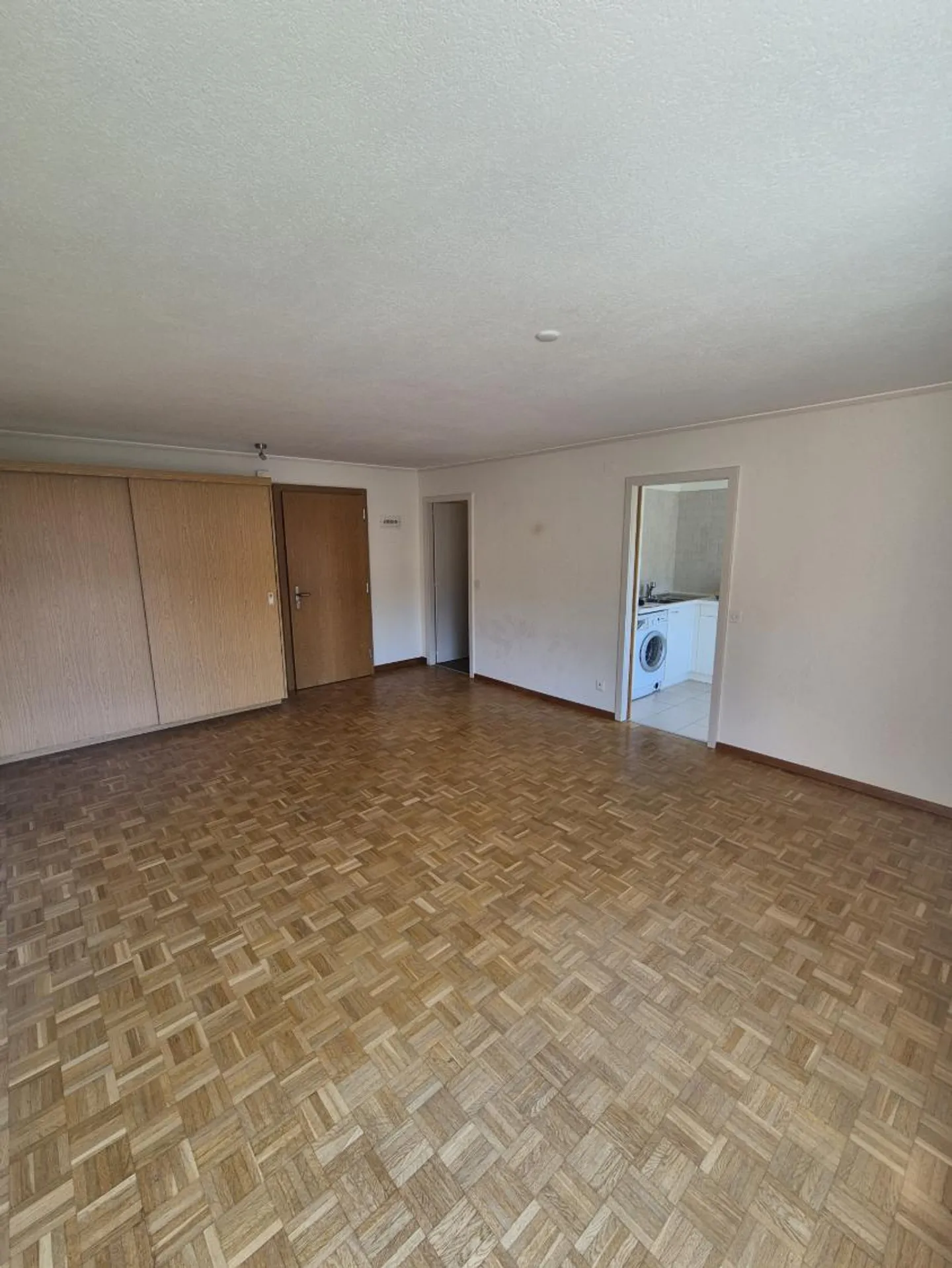 Top floor 2.5 rooms - Photo 5 of 10