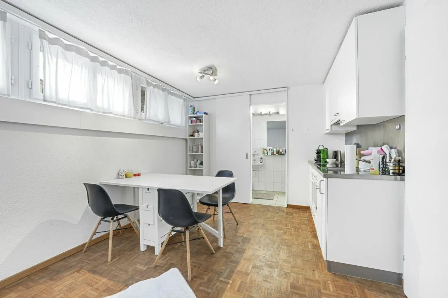 Sustainable Stylish Single-Family Home with Apartment in a Quiet Location - Photo 14 of 19