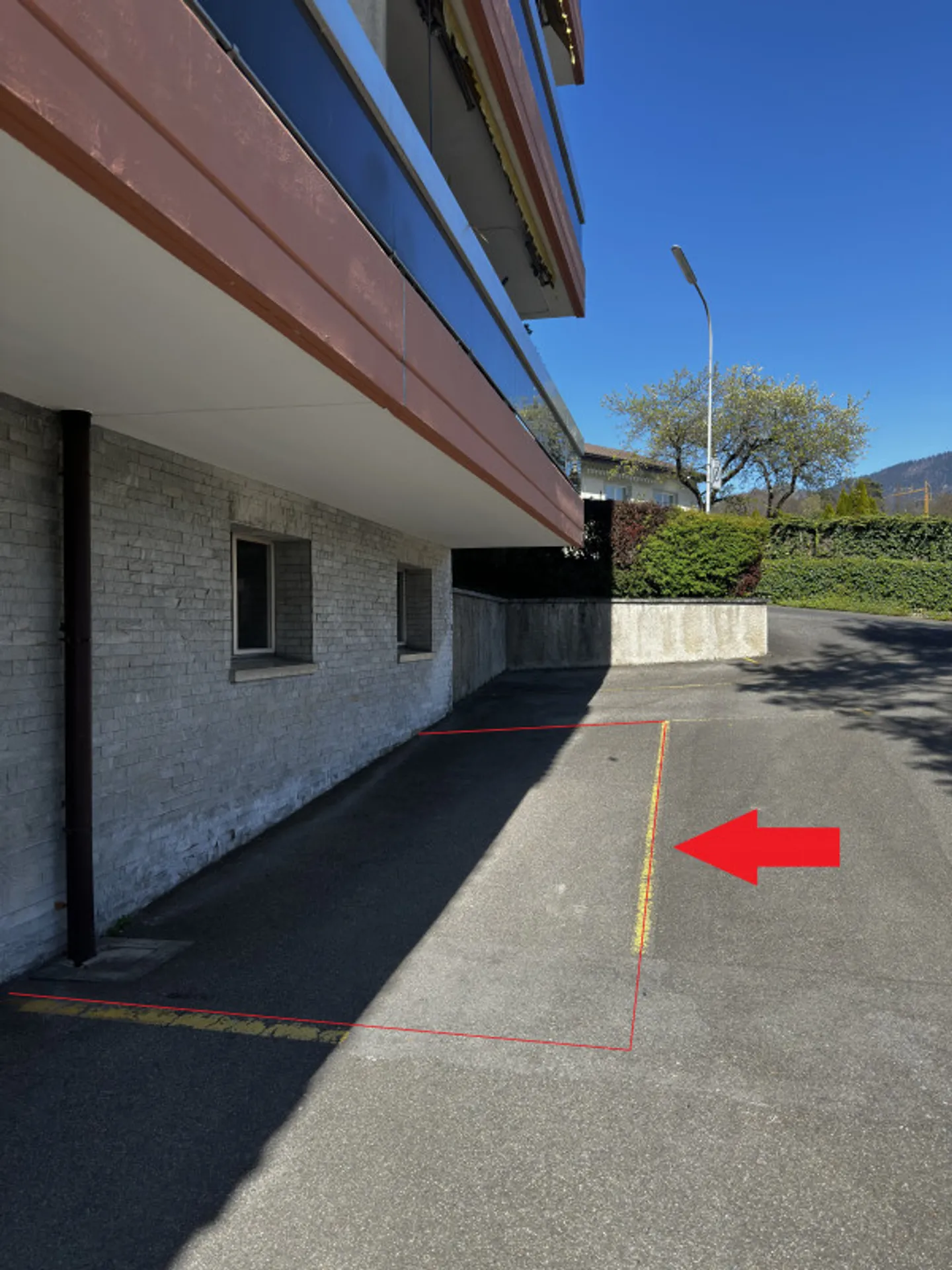Outdoor parking space - Ch. des Vergers 11, 1804 Corsier-sur-Vevey - Photo 1 of 1