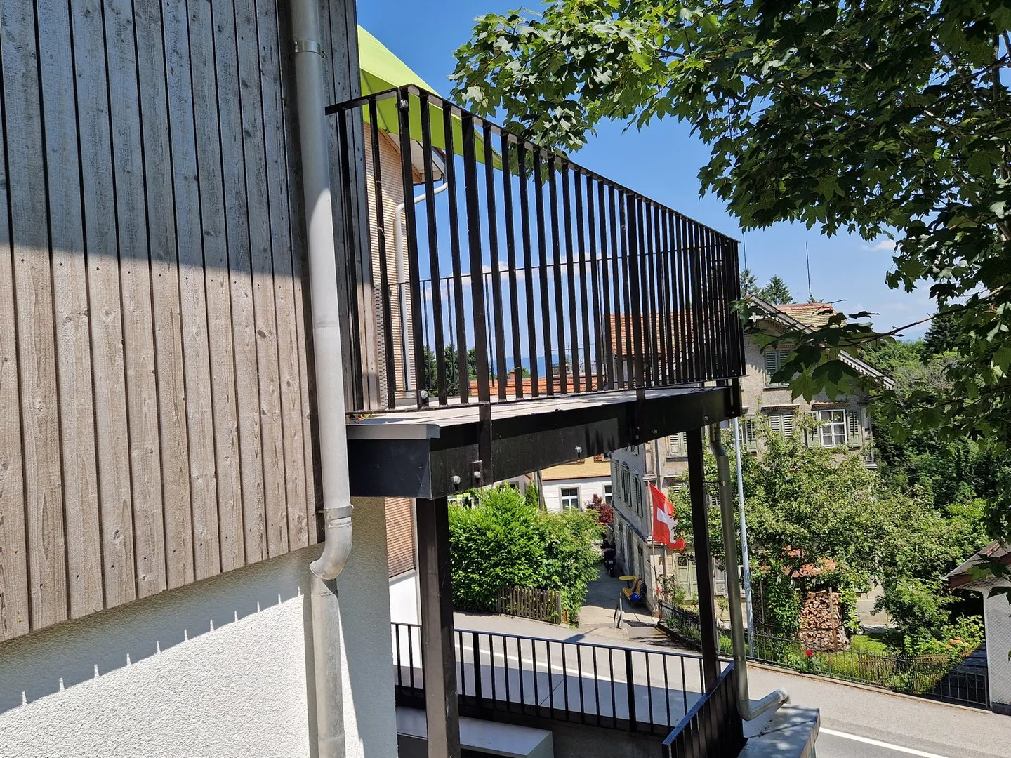 Maison multifamiliale entièrement rénovée et extension avec 6 appartements à Walzenhausen - Photo 5 sur 19